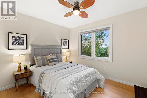 310 Westridge Drive, Vaughan, ON - Indoor Photo Showing Bedroom