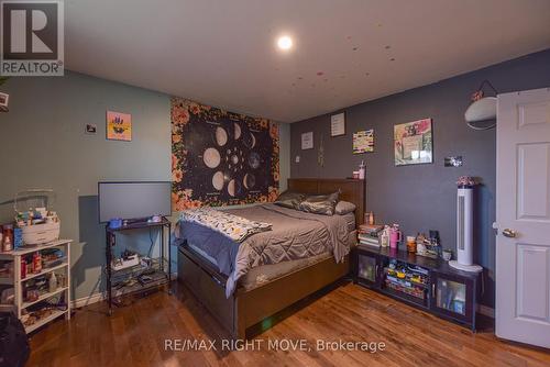 8732 Hwy 12, Oro-Medonte, ON - Indoor Photo Showing Bedroom