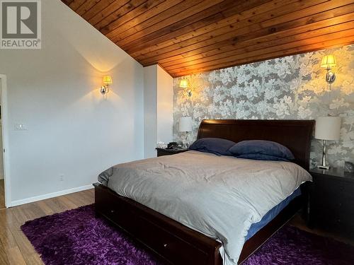 4933 Labelle Avenue, Terrace, BC - Indoor Photo Showing Bedroom