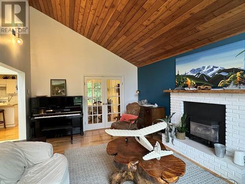 4933 Labelle Avenue, Terrace, BC - Indoor Photo Showing Living Room With Fireplace