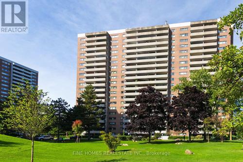 1612 - 260 Scarlett Road, Toronto, ON - Outdoor With Balcony With Facade