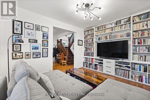 76 Rosemount Avenue, Toronto, ON - Indoor