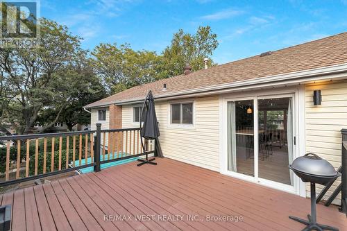 129 Mallard Crescent, Waterloo, ON - Outdoor With Deck Patio Veranda With Exterior