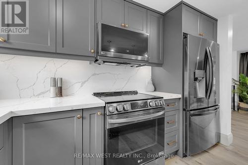 129 Mallard Crescent, Waterloo, ON - Indoor Photo Showing Kitchen