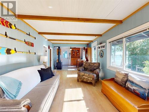 199 Mallory Beach Road, South Bruce Peninsula, ON - Indoor Photo Showing Living Room