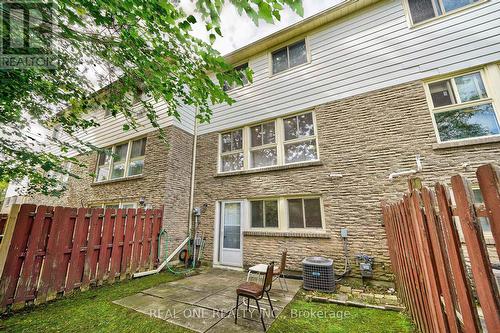 3 - 81 Brookmill Boulevard, Toronto, ON - Outdoor