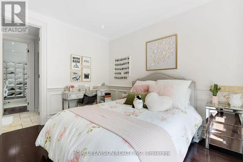 29 Grandview Crescent, Bradford West Gwillimbury, ON - Indoor Photo Showing Bedroom