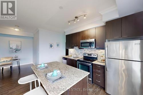 3408 - 385 Prince Of Wales Drive, Mississauga, ON - Indoor Photo Showing Kitchen