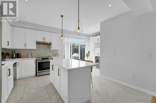 4753 Highway 7, Vaughan, ON - Indoor Photo Showing Kitchen With Upgraded Kitchen