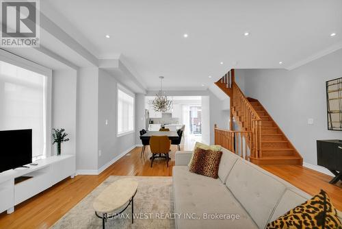 4753 Highway 7, Vaughan, ON - Indoor Photo Showing Living Room