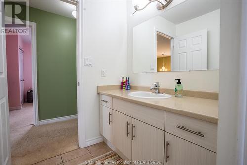 83 Smithfield Circle, Chatham, ON - Indoor Photo Showing Bathroom