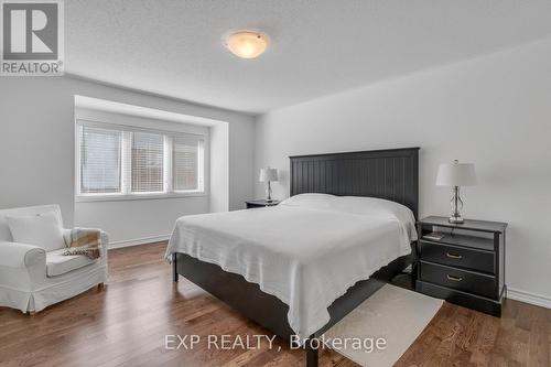 2473 Elder Lane, Oakville, ON - Indoor Photo Showing Bedroom