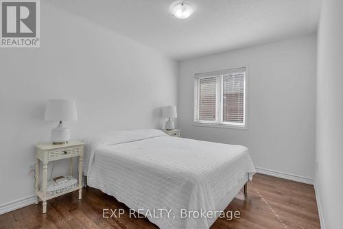 2473 Elder Lane, Oakville, ON - Indoor Photo Showing Bedroom