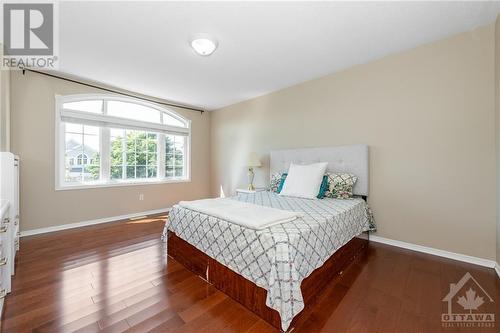 247 Lucinda Crescent, Ottawa, ON - Indoor Photo Showing Bedroom