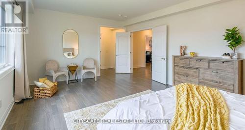 2405 Irene Crescent, Oakville, ON - Indoor Photo Showing Bedroom