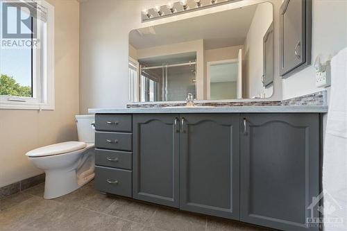 6057 Pineglade Crescent, Ottawa, ON - Indoor Photo Showing Bathroom