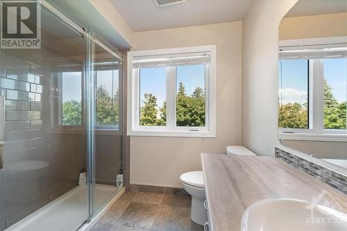 6057 Pineglade Crescent, Ottawa, ON - Indoor Photo Showing Bathroom