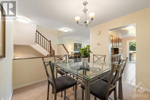 6057 Pineglade Crescent, Ottawa, ON - Indoor Photo Showing Dining Room