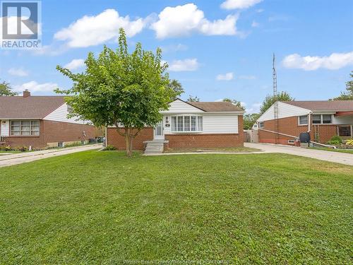 3560 Academy Drive, Windsor, ON - Outdoor