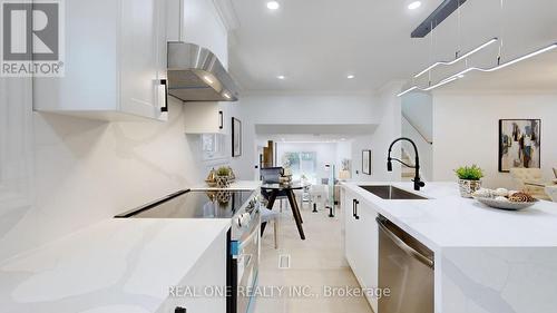 29 Corning Road, Toronto, ON - Indoor Photo Showing Kitchen With Upgraded Kitchen