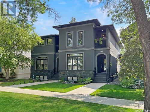 432 7Th Street E, Saskatoon, SK - Outdoor With Facade