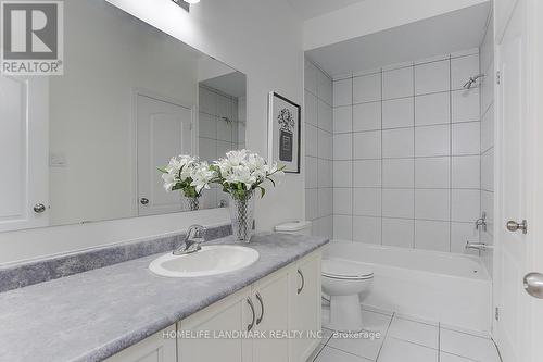 223 Selwyn Road, Richmond Hill, ON - Indoor Photo Showing Bathroom