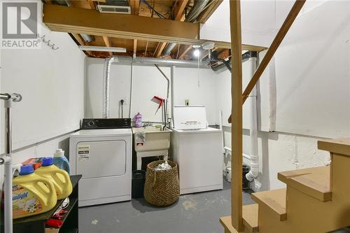 Laundry area - 4 - 27 Aldershot Avenue, Brockville, ON - Indoor Photo Showing Laundry Room