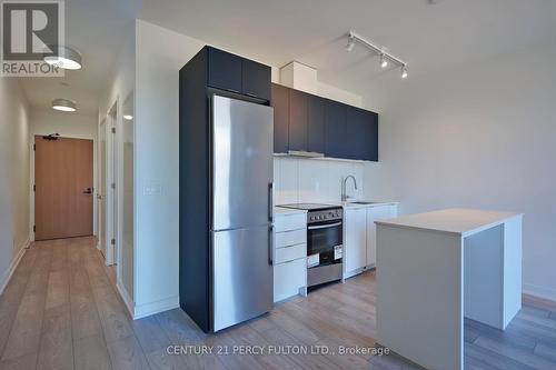 603 - 8 Tippett Road, Toronto, ON - Indoor Photo Showing Kitchen