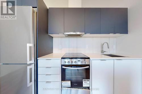 603 - 8 Tippett Road, Toronto, ON - Indoor Photo Showing Kitchen With Stainless Steel Kitchen With Upgraded Kitchen