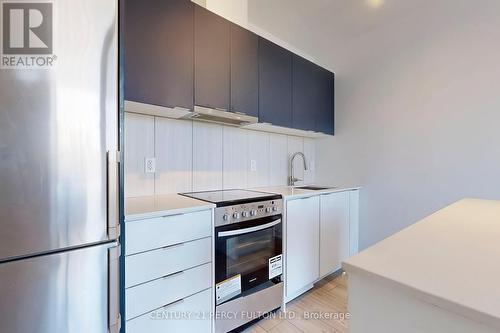 603 - 8 Tippett Road, Toronto, ON - Indoor Photo Showing Kitchen With Stainless Steel Kitchen With Upgraded Kitchen