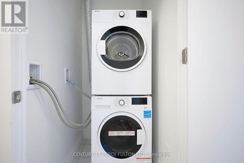 603 - 8 Tippett Road, Toronto, ON - Indoor Photo Showing Laundry Room