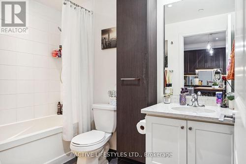 202 - 3563 Lake Shore Boulevard W, Toronto, ON - Indoor Photo Showing Bathroom