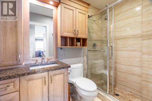 405 - 340 Sugarcreek Trail, London, ON - Indoor Photo Showing Bathroom