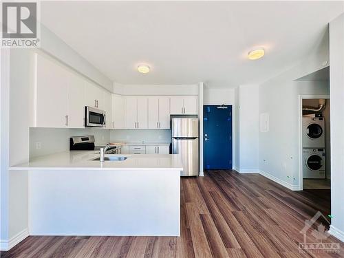 397 Codd'S Road Unit#202, Ottawa, ON - Indoor Photo Showing Kitchen