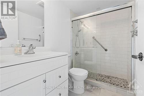 606 - 50 Emmerson Avenue, Ottawa, ON - Indoor Photo Showing Bathroom