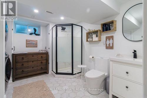 291 Appleby Road, Hamilton, ON - Indoor Photo Showing Bathroom