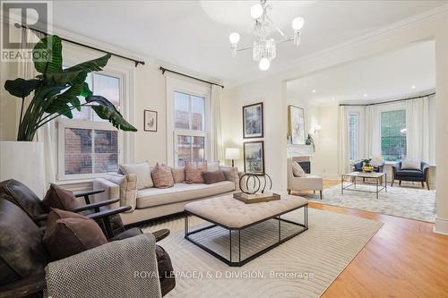 554 Merton Street, Toronto, ON - Indoor Photo Showing Living Room