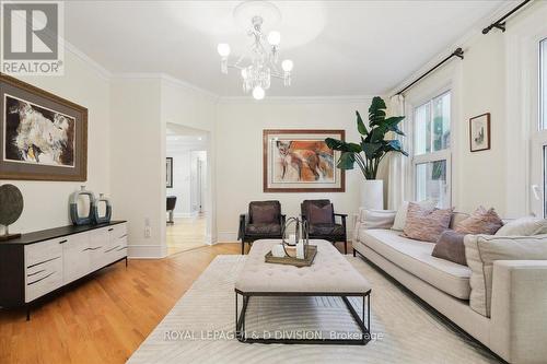 554 Merton Street, Toronto, ON - Indoor Photo Showing Living Room