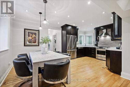 554 Merton Street, Toronto, ON - Indoor Photo Showing Kitchen With Upgraded Kitchen