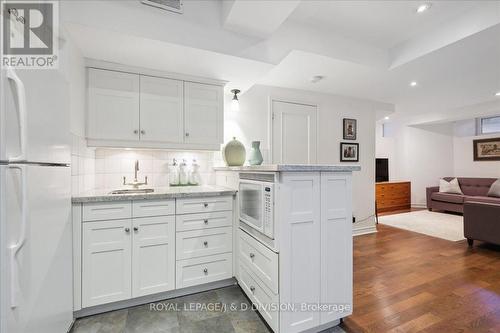 554 Merton Street, Toronto, ON - Indoor Photo Showing Kitchen