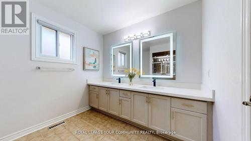 32 Muster Court, Markham, ON - Indoor Photo Showing Bathroom