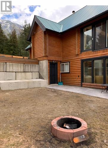 4210 Mole Road, Burton, BC - Outdoor With Exterior