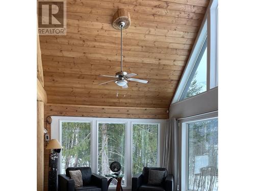 4210 Mole Road, Burton, BC - Indoor