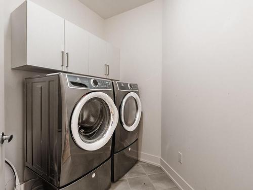 Laundry room - 605-25 Av. Ernest-Rochette, La Prairie, QC - Indoor Photo Showing Laundry Room