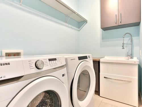 Salle de lavage - 316 Rue Jean-Talon, Saint-Jean-Sur-Richelieu, QC - Indoor Photo Showing Laundry Room