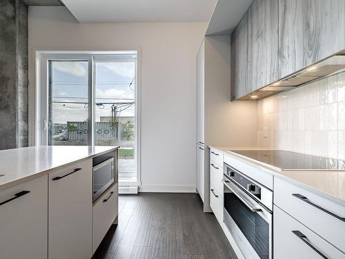 Kitchen - 105-7227 Boul. Newman, Montréal (Lasalle), QC - Indoor Photo Showing Kitchen With Upgraded Kitchen