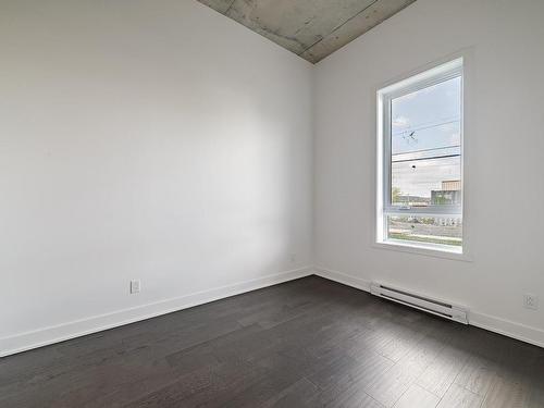 Bedroom - 105-7227 Boul. Newman, Montréal (Lasalle), QC - Indoor Photo Showing Other Room