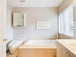 Ensuite bathroom - 