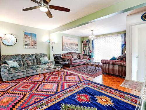 Family room - 6070  - 6077 Rue Alexandre, Brossard, QC - Indoor Photo Showing Living Room