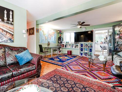 Family room - 6070  - 6077 Rue Alexandre, Brossard, QC - Indoor Photo Showing Living Room